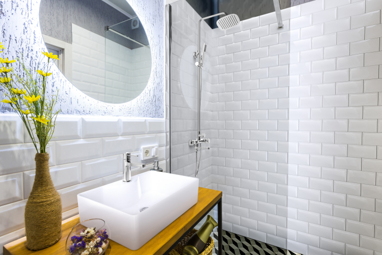 BU-02-001-aranzacje-bateria-umywalkowa-glamour-chrom.png&x=1920&y=1080&a=true