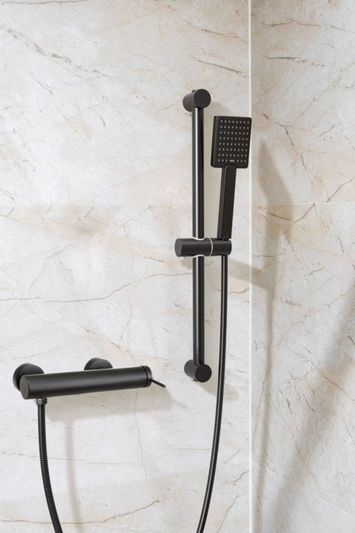 BN-72-004-V-aranzacje-bateria-natryskowa-kalitea-czarny.jpg&x=1920&y=1080&a=true