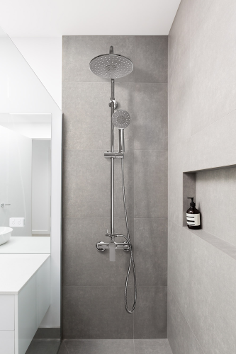 AU-27-B01-aranzacje-deszczownia-malta-chrom.png&x=1920&y=1080&a=true